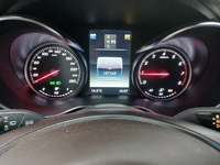 Pogled na kombinovani instrument