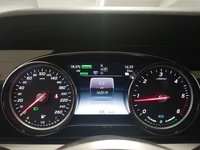 Pogled na kombinovani instrument