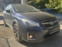 Skats no labās puses priekšā