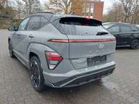 Вид сзади слева