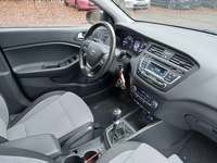 Вид на салон