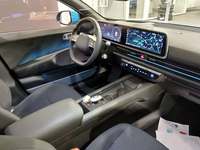 Вид на салон