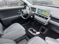 Вид на салон