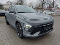 Pogled sprijeda desno