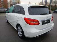 Вид сзади слева