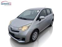 Pogled sprijeda lijevo