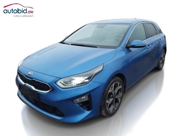 Вид спереди слева