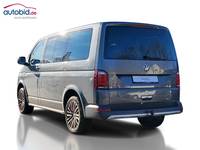 Vaizdas iš galo kairės