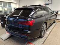 Pogled od pozadi desno