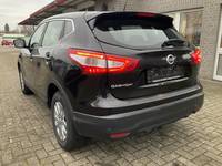 Pogled od pozadi levo