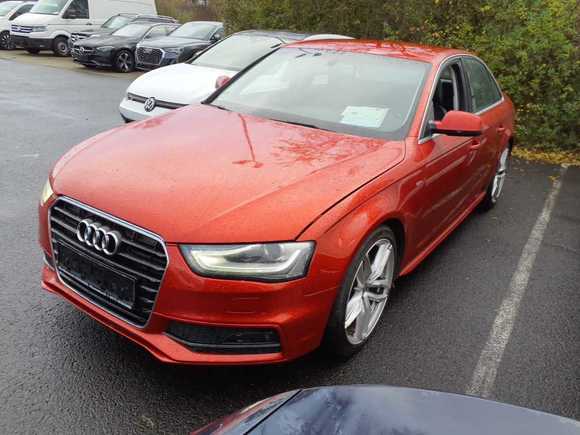 Skats no kreisās puses priekšā