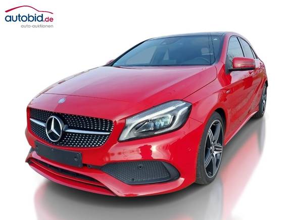 Skats no kreisās puses priekšā