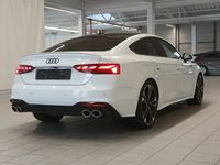 Vaade tagant paremalt