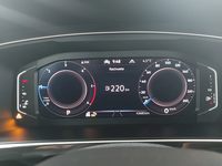 Вид на приборную панель