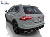 Вид сзади слева