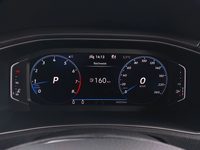 Вид на приборную панель