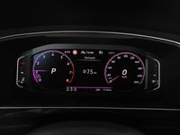 Вид на приборную панель