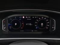 Вид на приборную панель