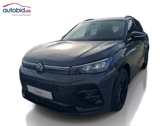 Вид спереди слева