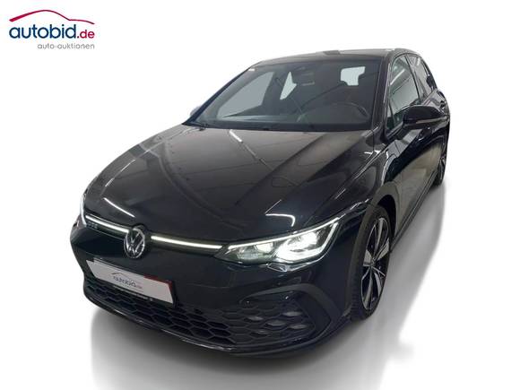 Вид спереди слева