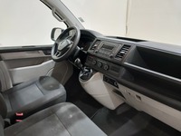 Вид на салон