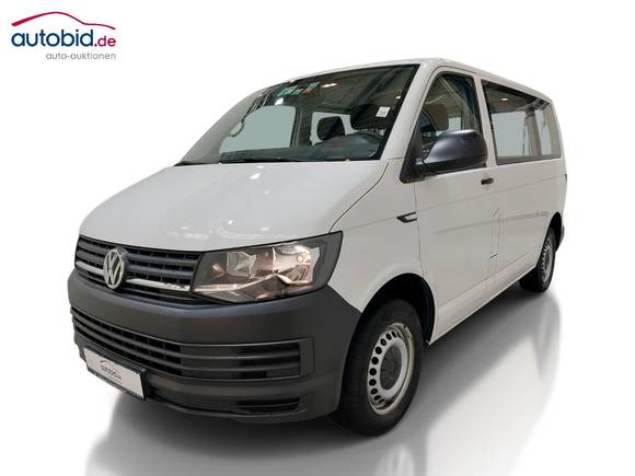 Вид спереди слева