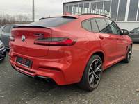 Pogled od pozadi desno