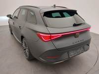 Вид сзади слева