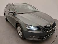 Вид спереди справа