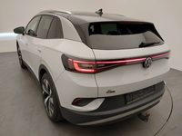 Вид сзади слева