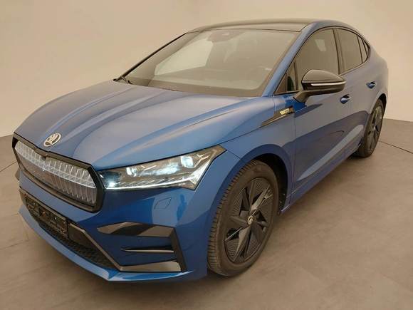 Вид спереди слева