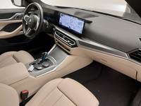 Вид на салон