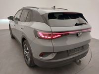 Вид сзади слева