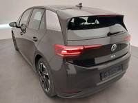 Вид сзади слева