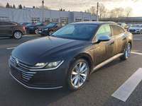 Pogled od napred levo