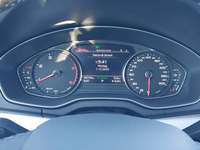 Pogled na kombinovani instrument