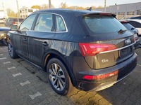 Pogled od pozadi levo