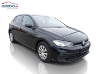 Skats no labās puses priekšā