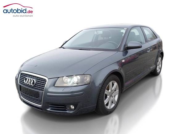 Skats no kreisās puses priekšā