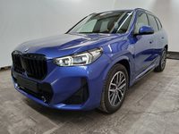 Pogled od napred levo