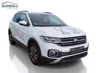 Skats no labās puses priekšā