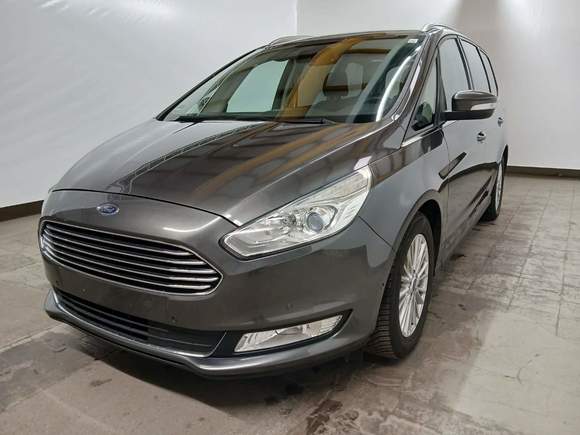 Вид спереди слева