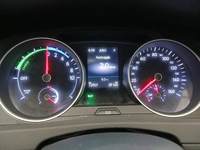 Pogled na kombinovani instrument