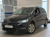 Pogled od napred levo