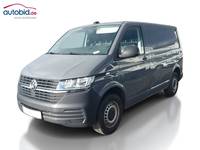 Pogled od napred levo