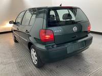 Pogled od pozadi levo