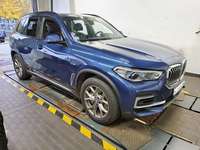 Skats no labās puses priekšā