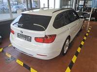 Vista trasera derecha