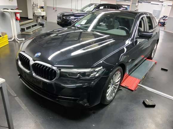 Vista delantera izquierda