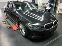 Vista delantera derecha